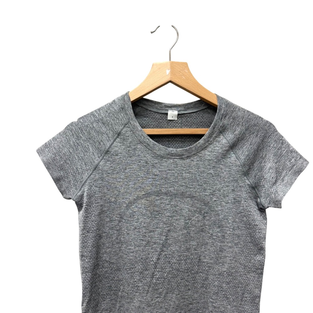 Lululemon Swiftly Tech Short Sleeve Crew Heathered Grey Athletic Shirt Size 8 - Picture 2 of 5